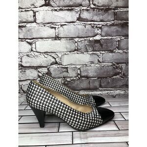 Vintage 80's BRUNO MAGLI Black White Pattern Cap Toe Heels Women Sz 6B US/36.5EU